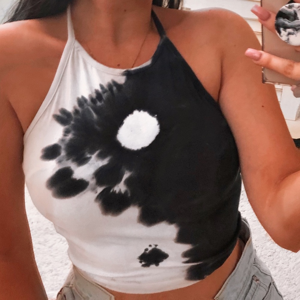 ⭐️YinYang halter top⭐️